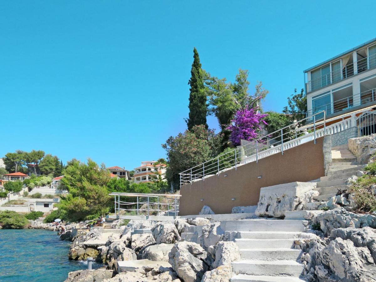 Apartment Giljo-2 By Interhome Trogir Exterior foto